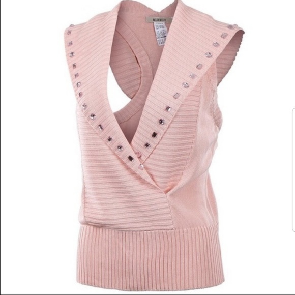 Anthropologie Sweaters - NWT✴Anthropologie Sleeveless Sweater